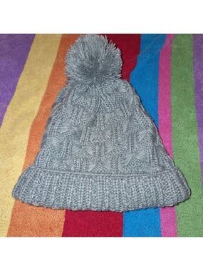 Gray Knit Pom Pom Stocking Cap
